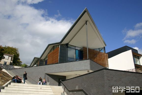 英国温彻斯特大学毕业证书样本  University of  Winchester