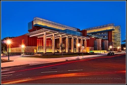 美国北密歇根大学毕业证书样本  University of Michigan