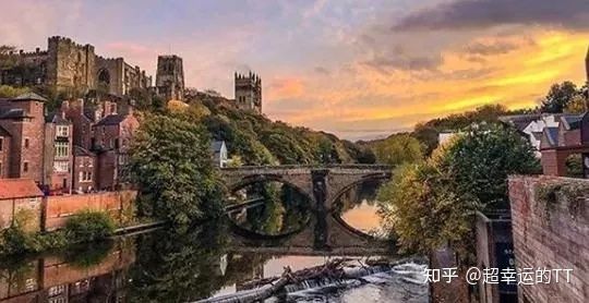 英国杜伦大学毕业证书样本  Durham University